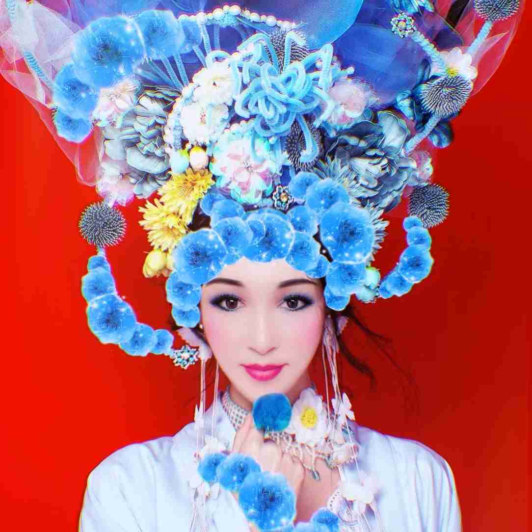 老鸨与名妓扮演角色