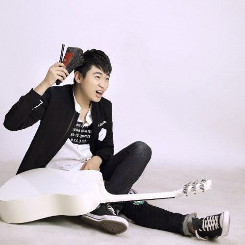  p>《洪荒少年》是由 a target="_blank" href="/item/张一一/708755"