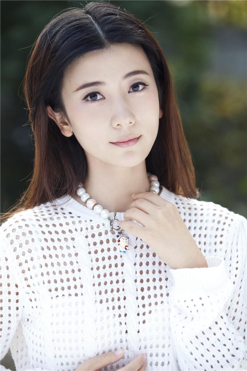  p>廖蔚蔚,11月8日出生于湖南常德市津市,中国内地女演员,毕业于 a