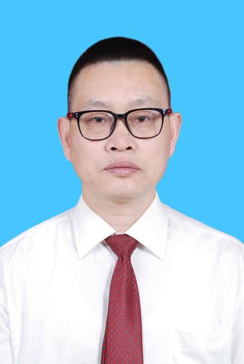黄群