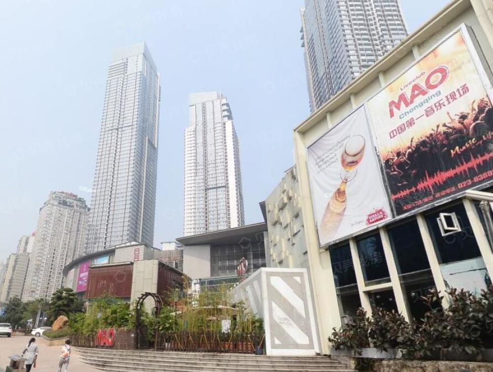 日月光中心雄踞中国六大cbd之一的重庆解放碑cbd核心,总体量72万品浇