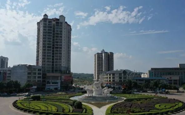 地处忻城县西部,东接思练,大塘镇,南连 a target="_blank"