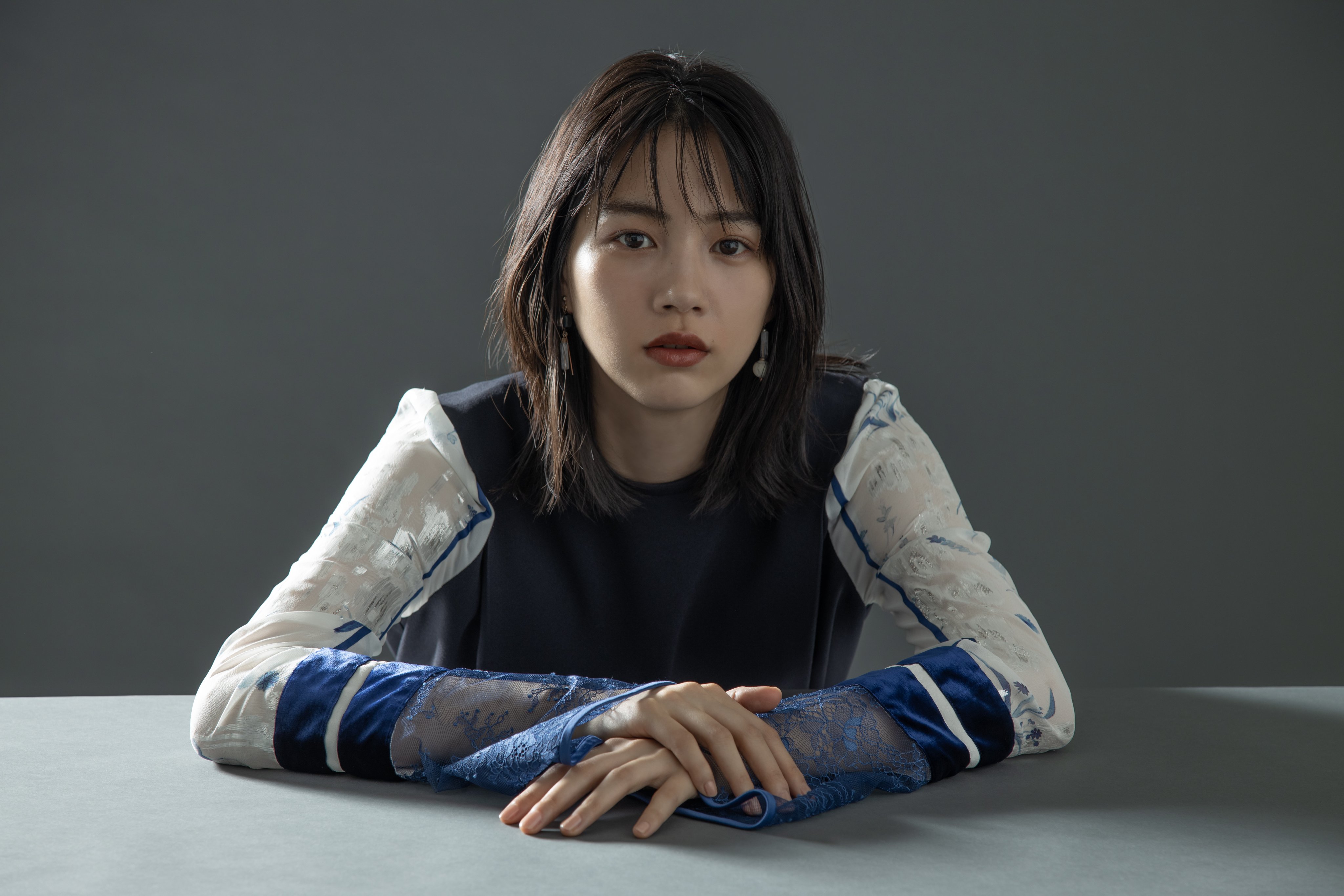  p>能年玲奈,1993年7月13日出生于日本兵库县,演员,模特.
