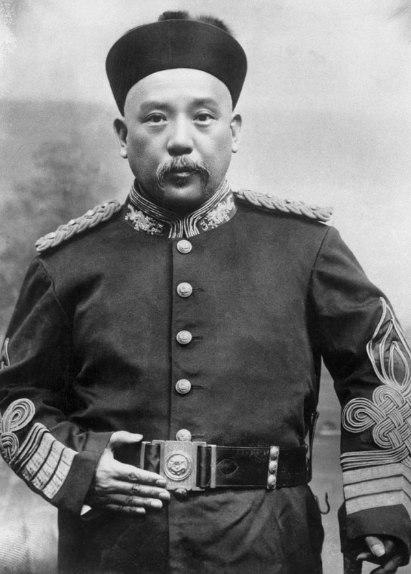 清末から中華民国初期にかけての中国の軍人・政治家袁世凱