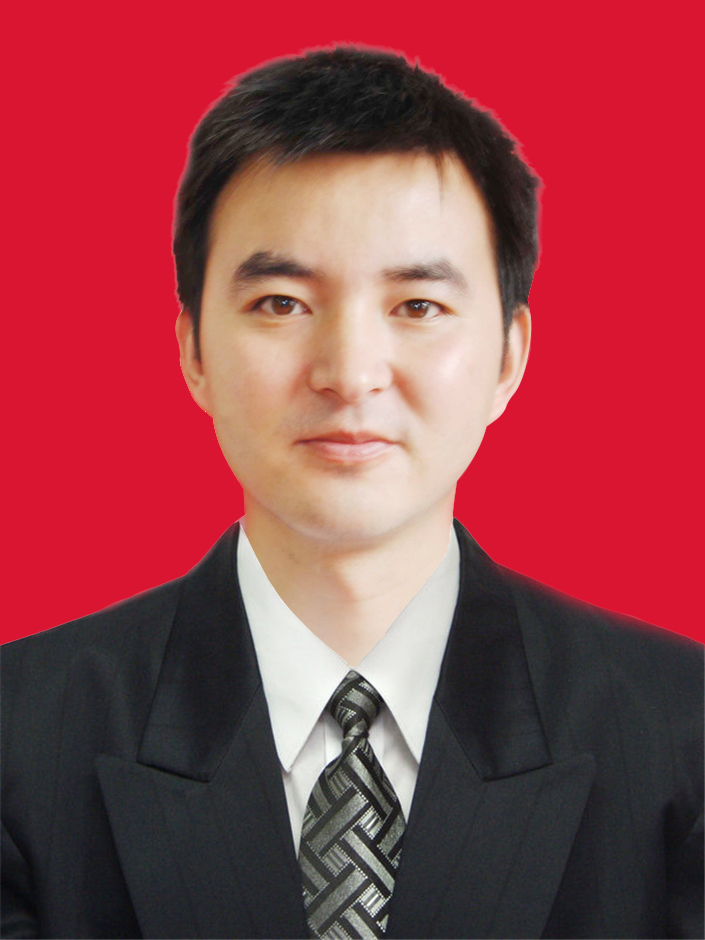 王洪,男,汉族,19