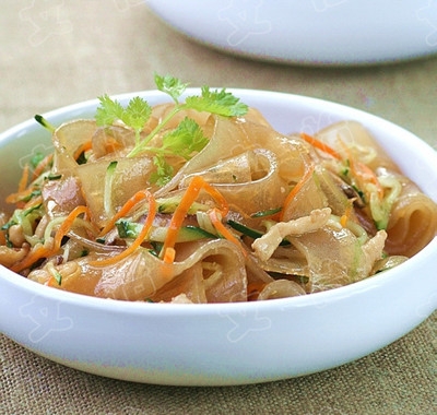 炒拉皮拌鸡丝