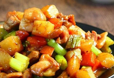 土豆焖鸡丁