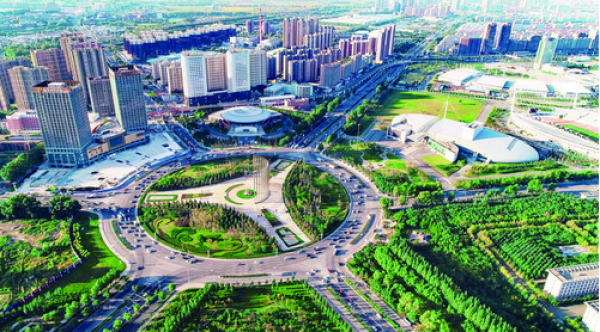 长春市世纪广场是位于长春市中心城区和净月开发区的交界点上的一个 a