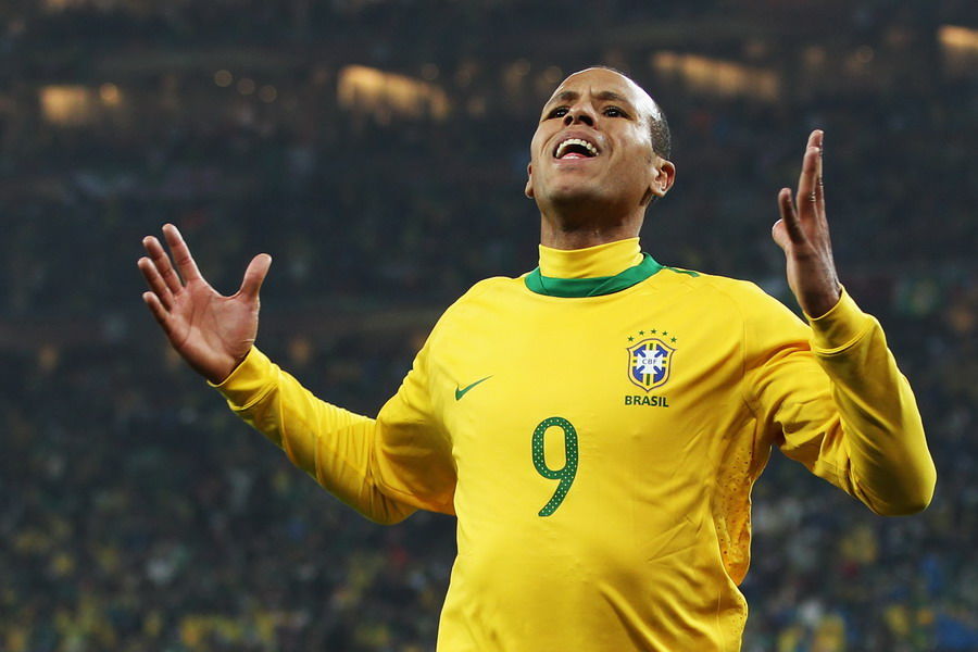 路易斯·法比亚诺