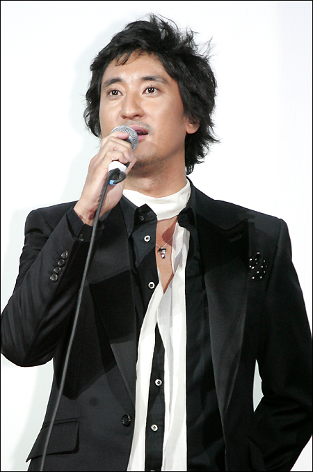  p>申贤俊(shin hyeon jun),1968年10月28日出生,毕业于韩国 a target