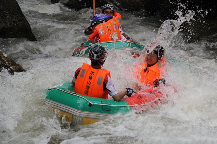  p>木鱼山丛林漂流,位于瑞金市 a target="_blank" href="/item/日东