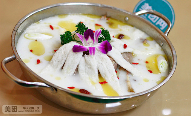 苗颖竹荪鹅(唐山市城建管理监察大队路南区环卫专业监察分队西北)