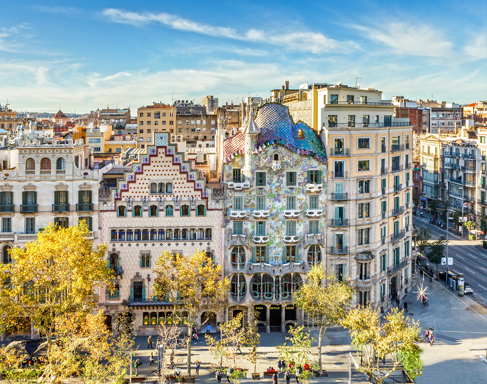  p>巴特罗之家(casa batlló,1904—1906)由西班牙建筑师 a target="
