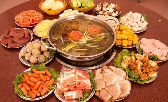 j2ya3">火锅套餐制作原料主要有 a target="_blank" href="/item/青头