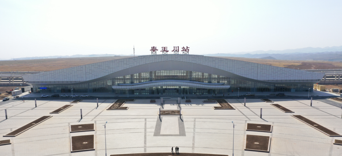 railway station),工程名为"兰州新区南站",位于中国 a target="