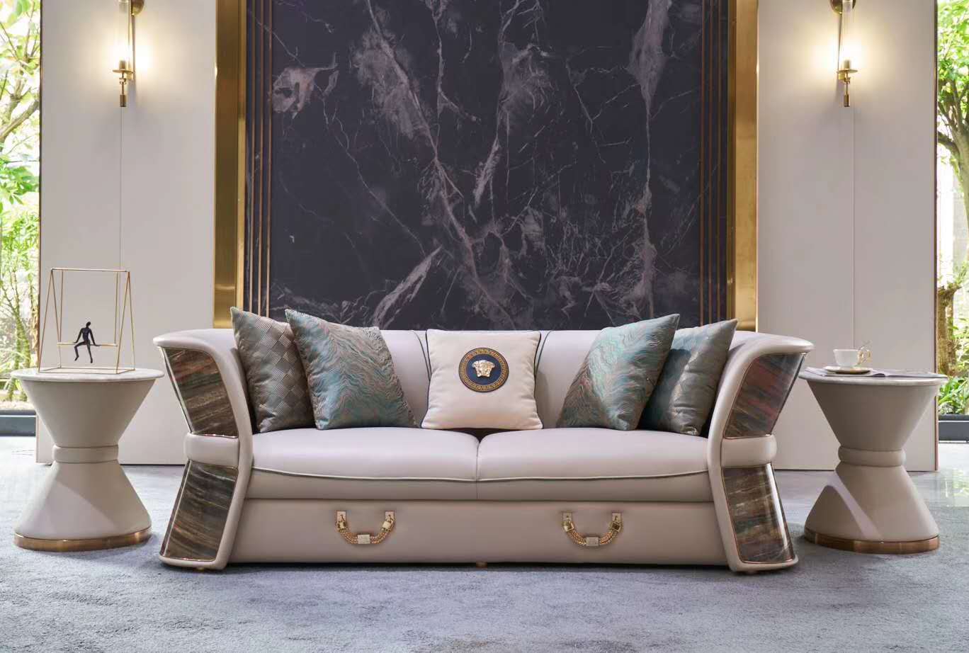  p data-id="gn19487eyx">鸿禧华庭是于2019年2月申请的一个住宅家具