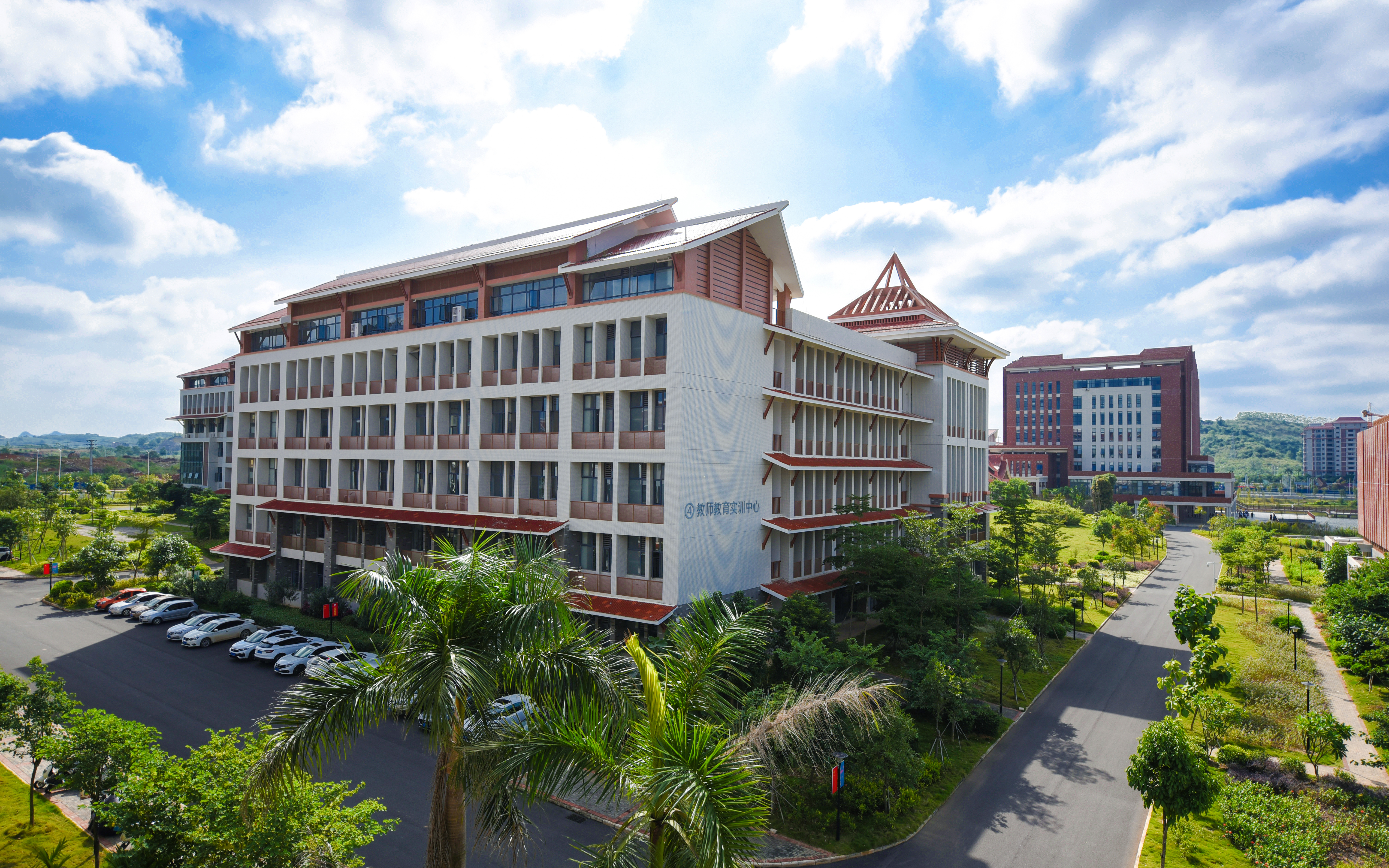 南宁地区教育学院