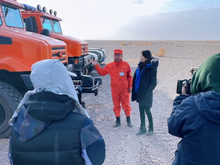 张扬采访神舟十三号搜救回收任务