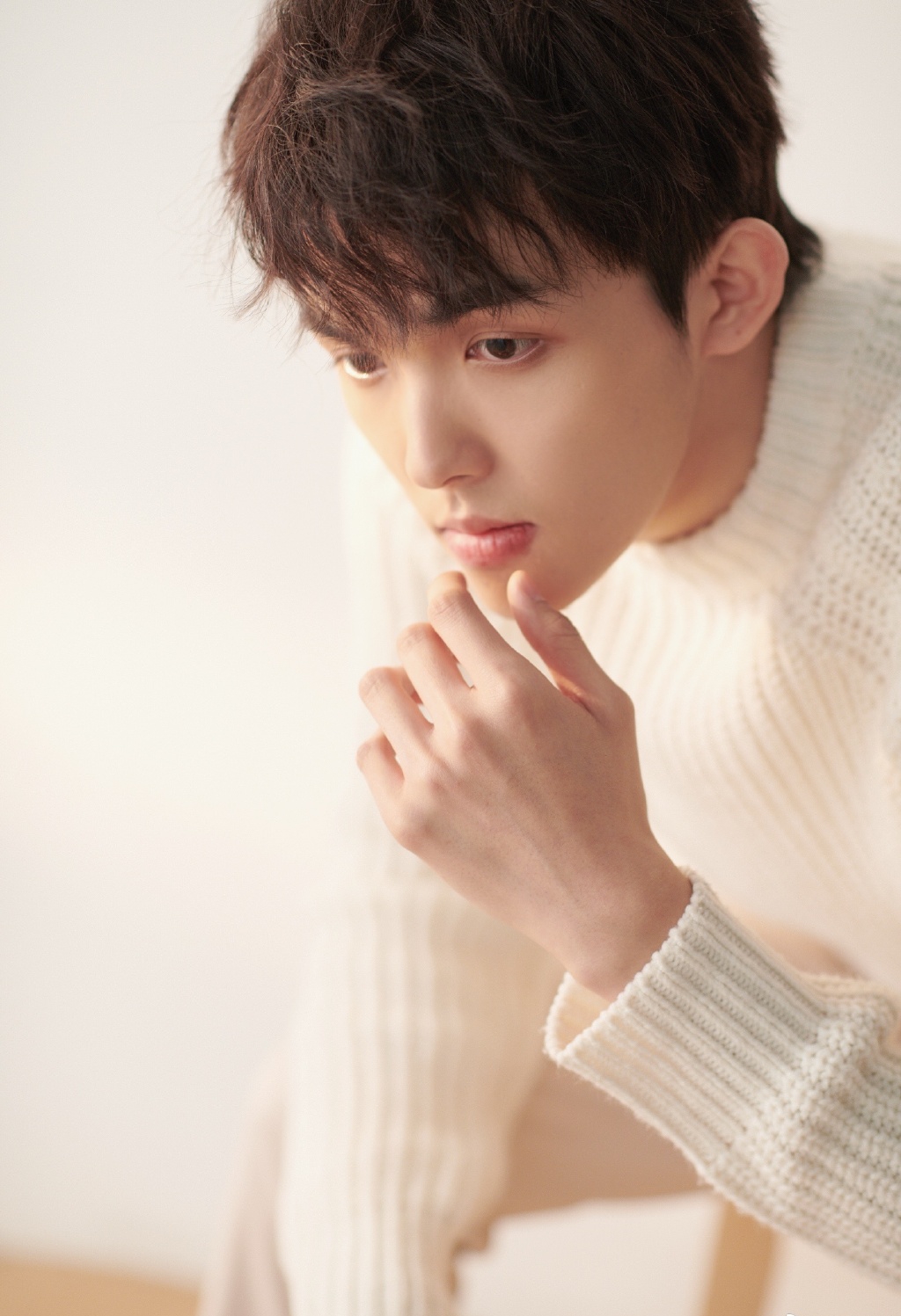  p data-id="sun6dm1ad9xv">李柄熹,1995年9月