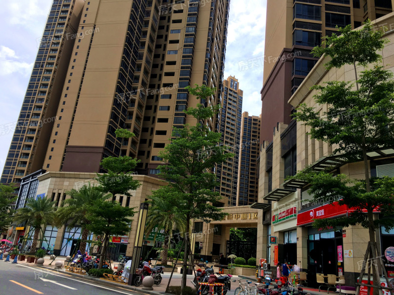  p>昊翔源壹城中心项目是仲恺陈江的百万平大盘,位于五一大道两侧