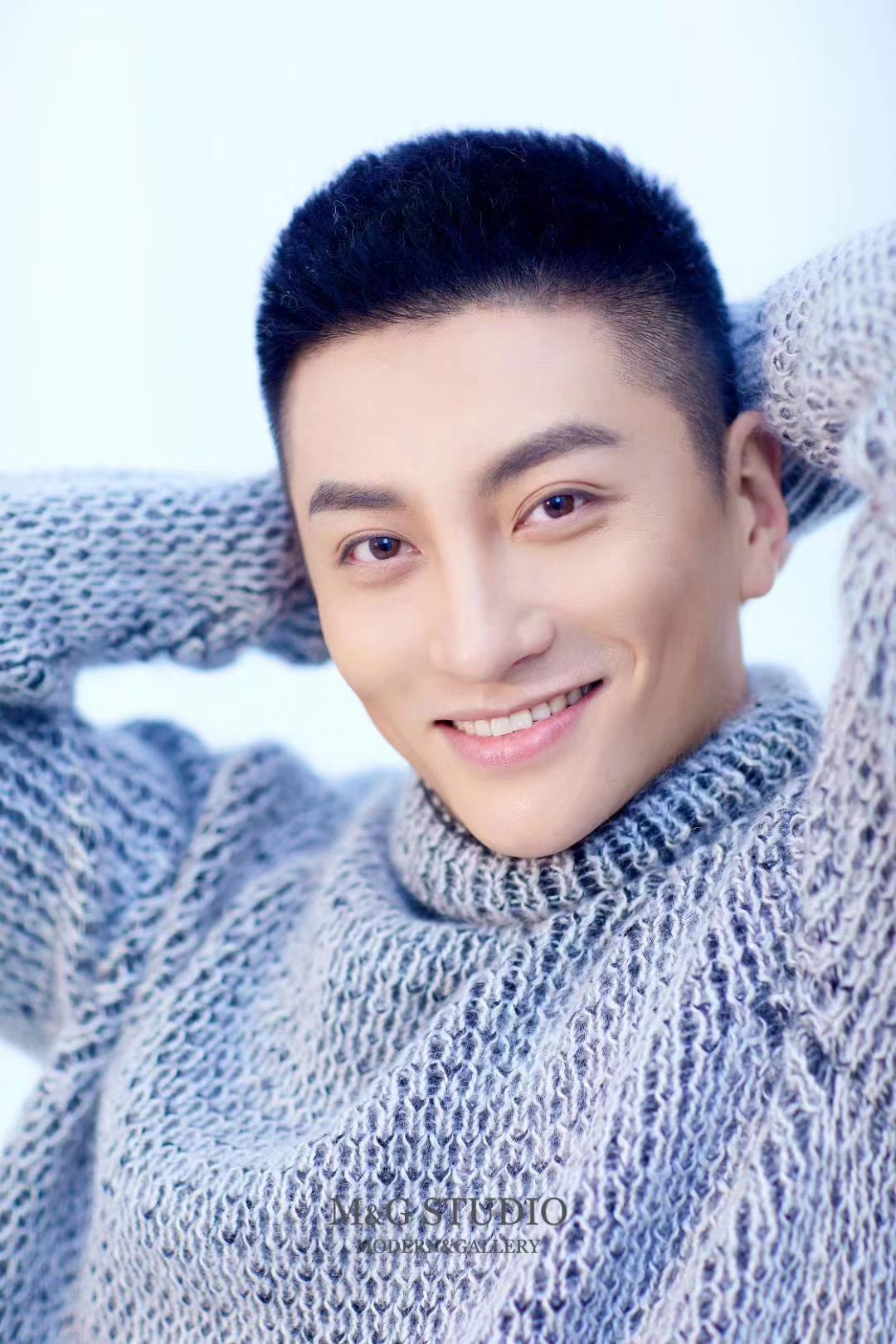  p data-id="gnwo74p0jp">杜珺,内地新锐男演员. /p>