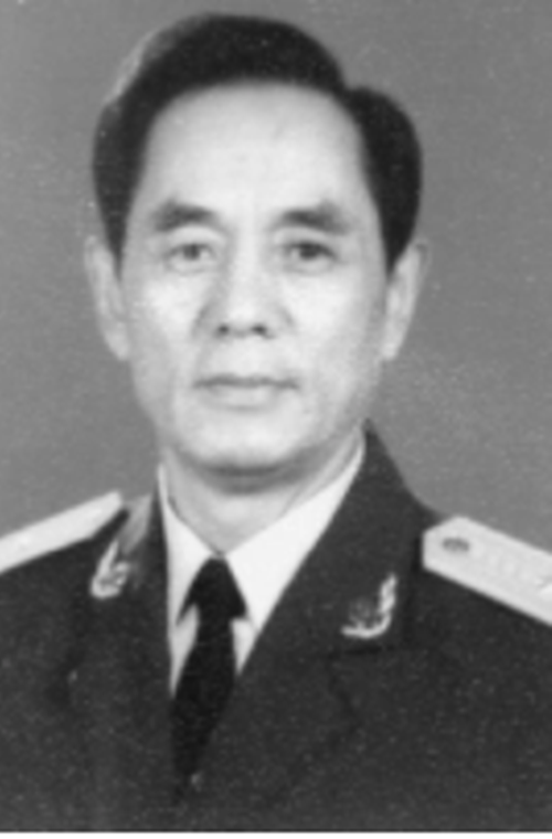 武警少将,任武装警察部队山西省总队政委,现任武警工程学院院长,武警