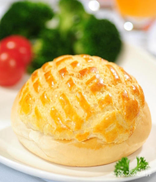 香甜脆皮菠萝包