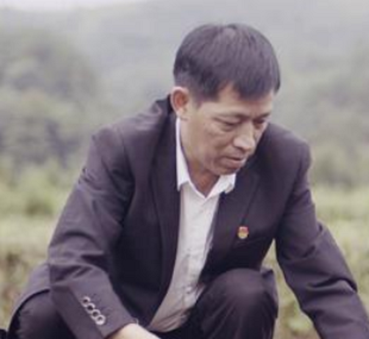 驻江西省万载县黄茅镇林场村第一书记,工作队长