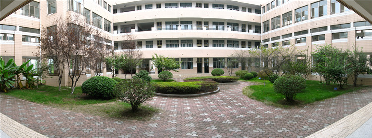 p>湖州市第二中学是湖州市境内一所由 a href="#" data-lemmaid="