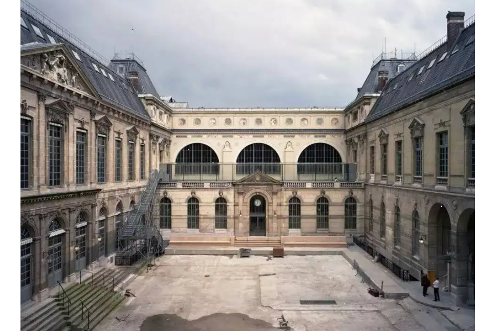 法国国立艺术图书馆