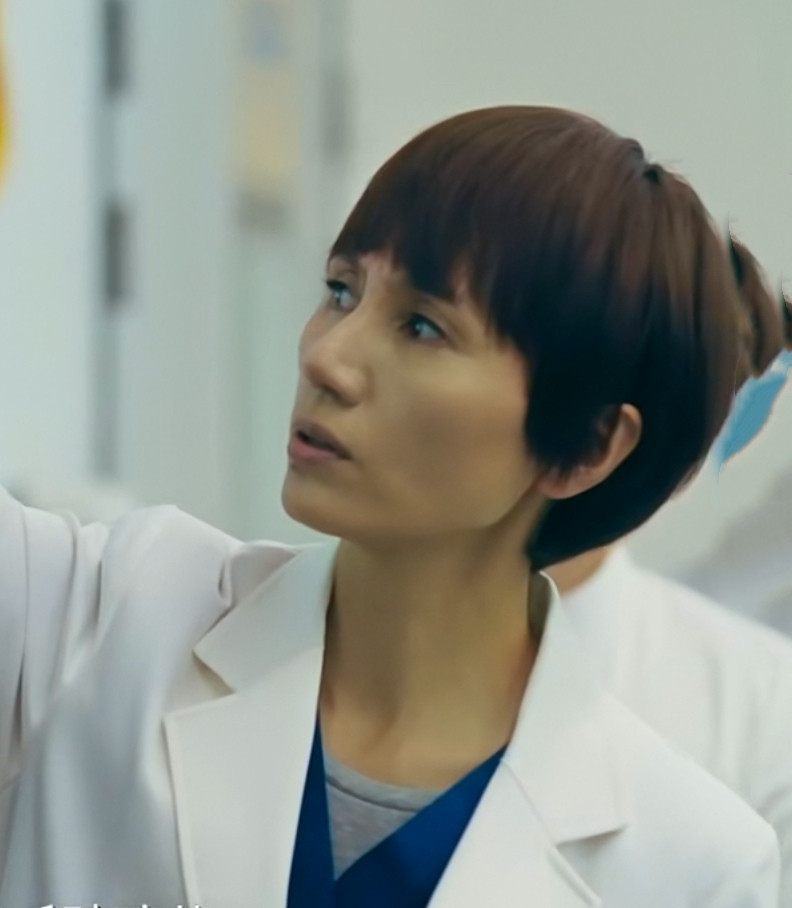  p data-id="t9asa7bgm7wj">文婷,抗疫医疗片《中国医生》中的女主角