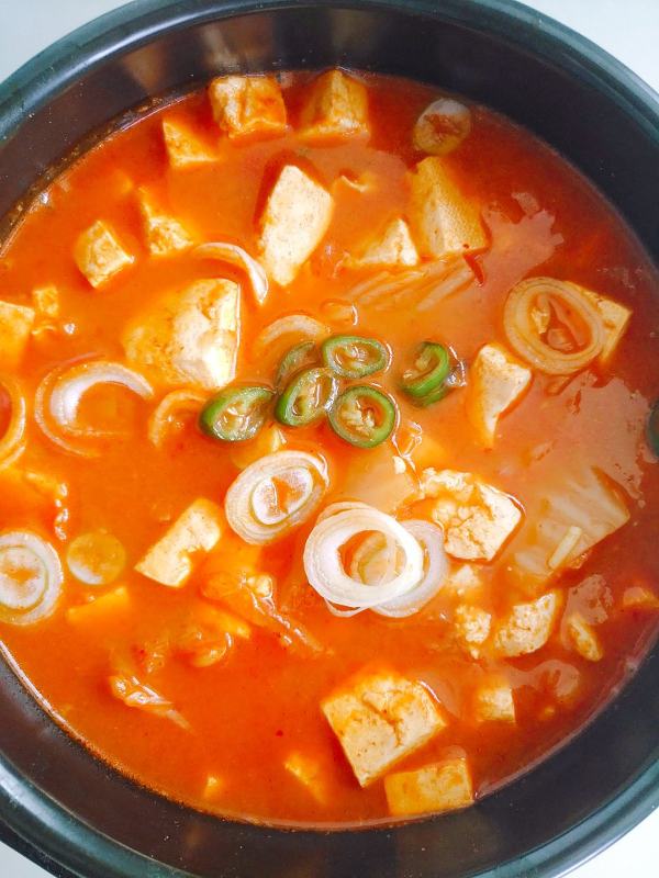 韩国火腿泡菜豆腐汤