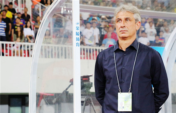 青岛黄海足球俱乐部队