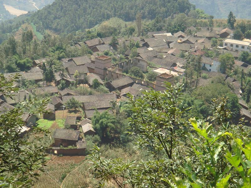  p>云南省昭通巧家县小河镇拖车村,属于山区.距离镇13.