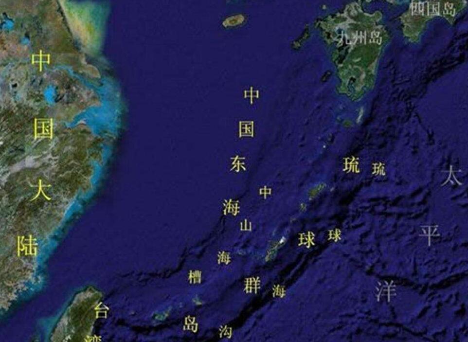  p>琉球群岛(英语:the ryukyu islands)位于中国东海的东部外围,南北