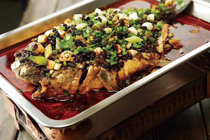  p>豆豉草鱼是一道菜品,主料为草鱼. /p>