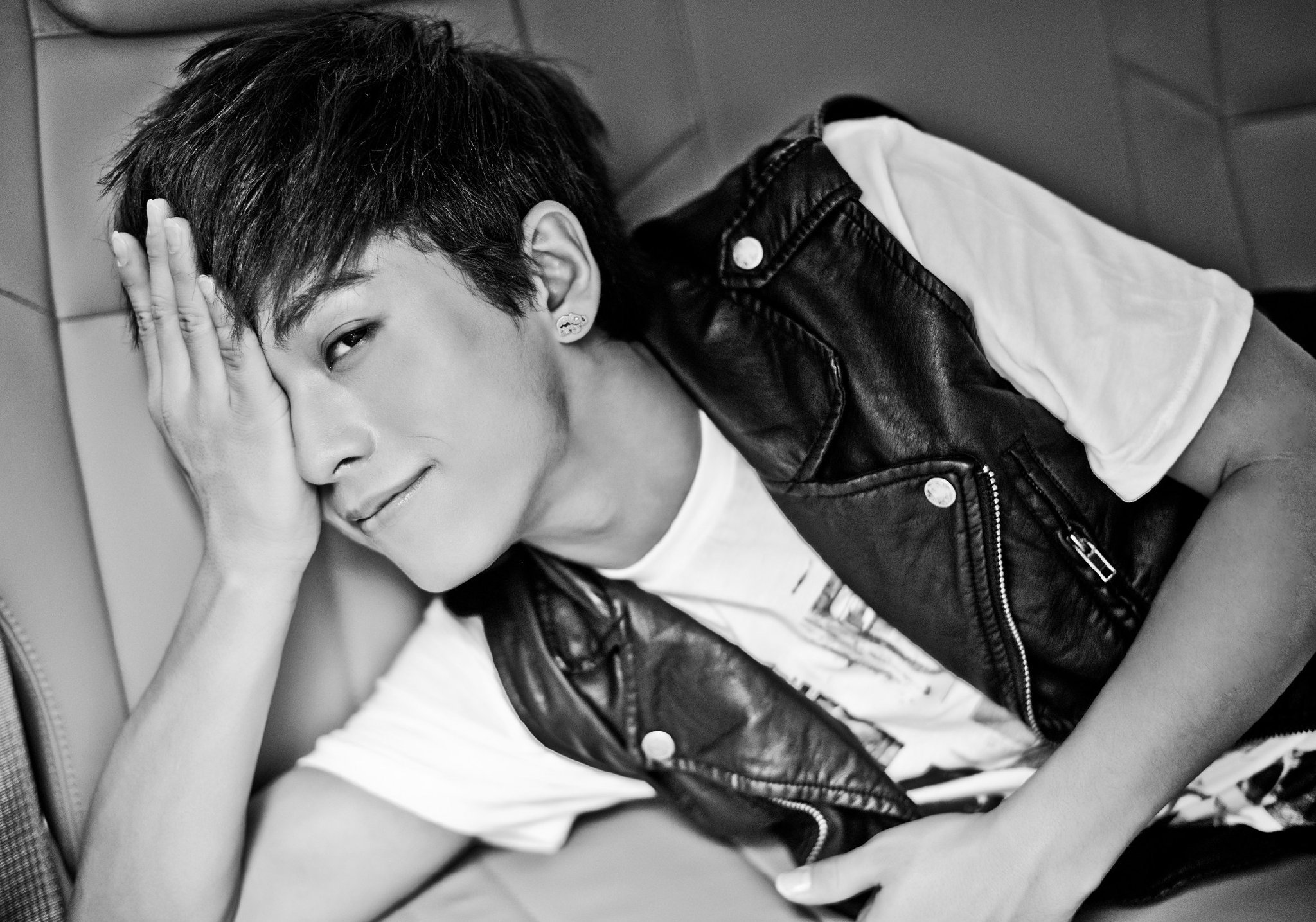  p>武艺,1990年11月3日出生于香港九龙,中国男歌手,演员,主持人.