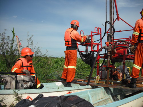又称物探,是一种运用地球物理学原理和方法进行地质勘测和研究的勘探