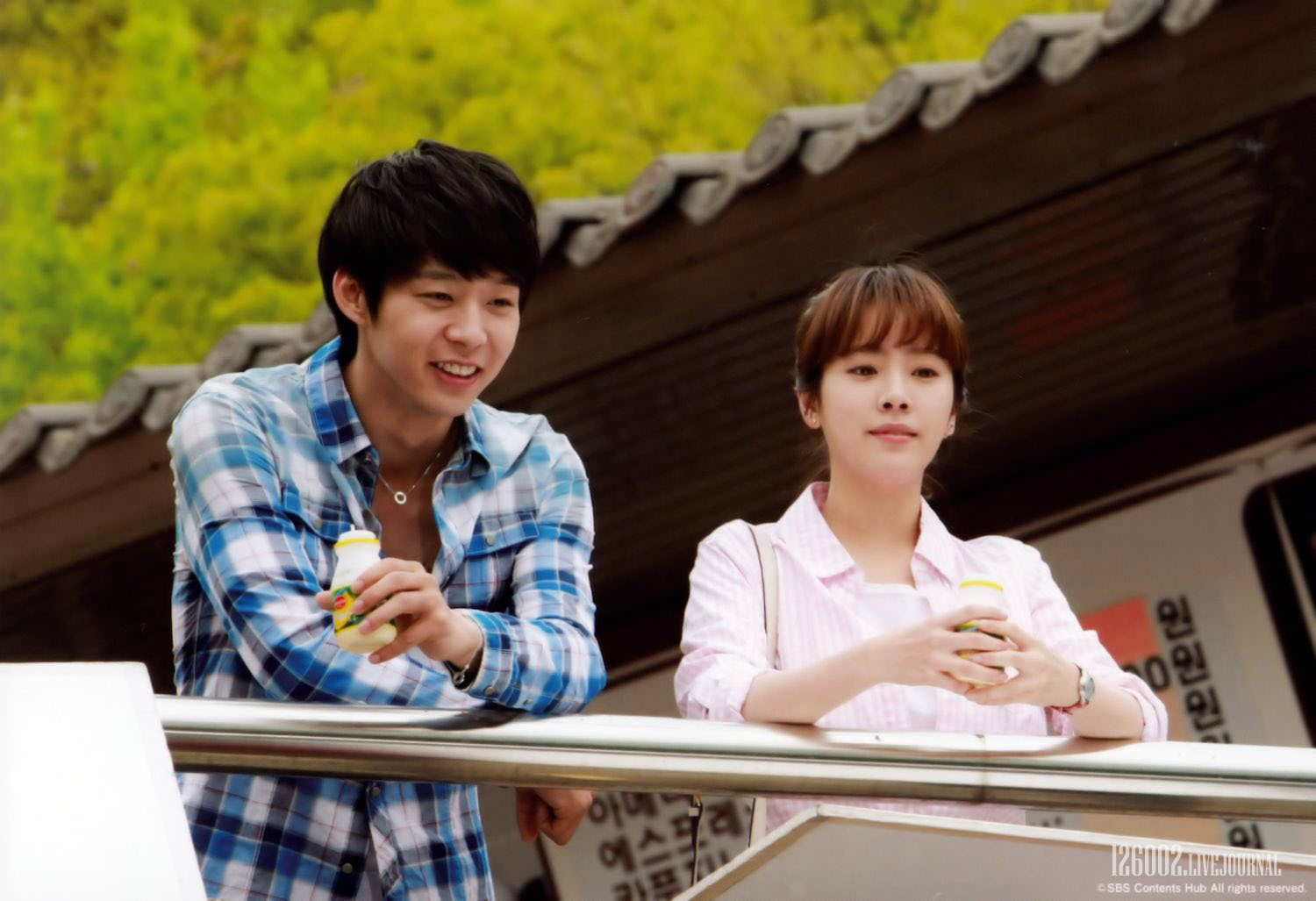  p>《屋塔房王世子》是韩国 a href="#" data-lemmaid="30553">sbs /a