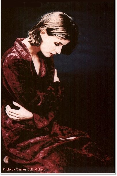 伊莲娜·雅各布