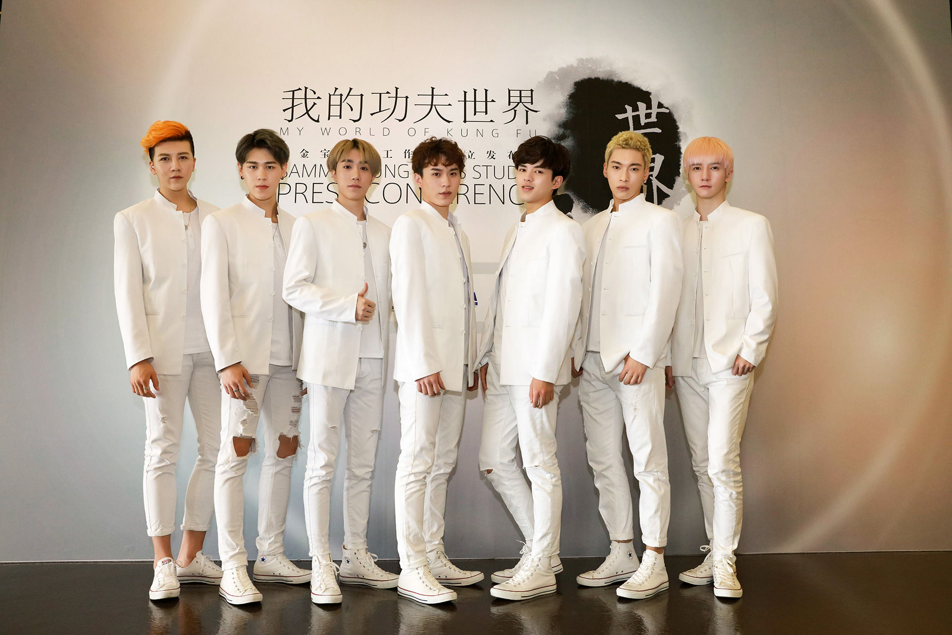  p data-id="gnwicp98q9">尉劼,男,出生于5月7日,是一歌手,演员, a