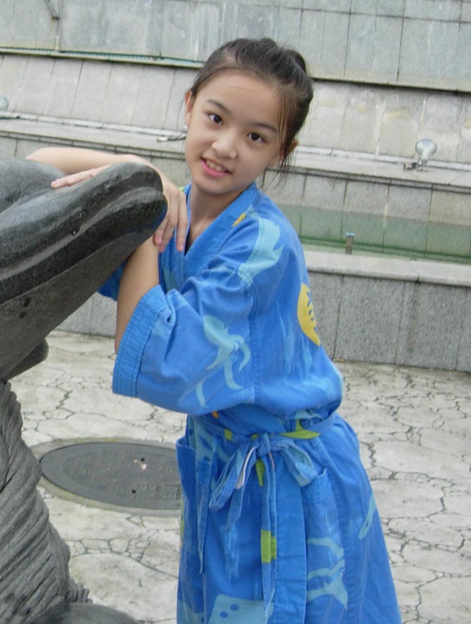  p>梁婧娴,1996年5月14日出生,中国内地女演员.