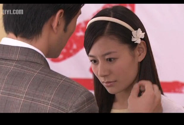  p>《男儿本色》是由 a href="#" data-lemmaid="4321147">陈木胜 /a>