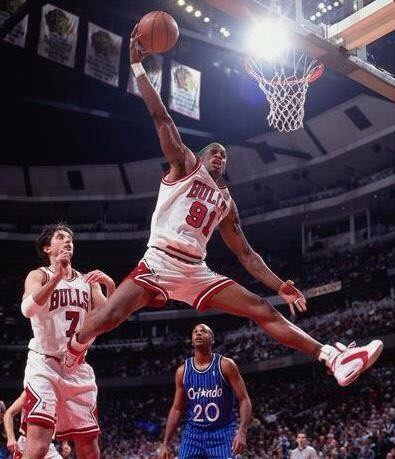 丹尼斯·罗德曼(dennis rodman),1961年5月13日出生于美国<a