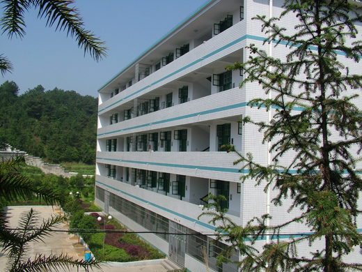 浏阳市集里中学