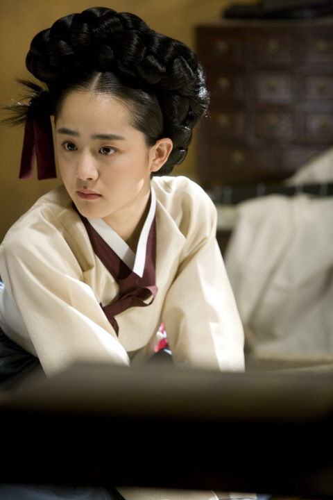  p> a target="_blank" href="/item/文瑾莹">文瑾莹 /a>,即文根英