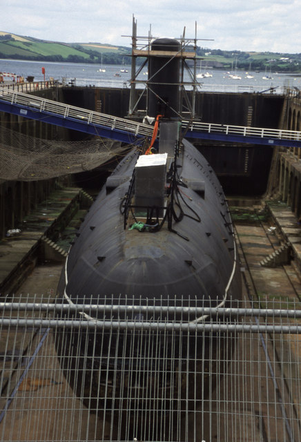  p>勇士级攻击核潜艇(英文:valiant class attack submarine),是英国