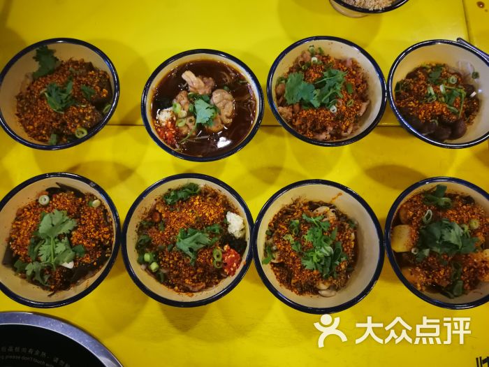 老菩炭烧小盘菜