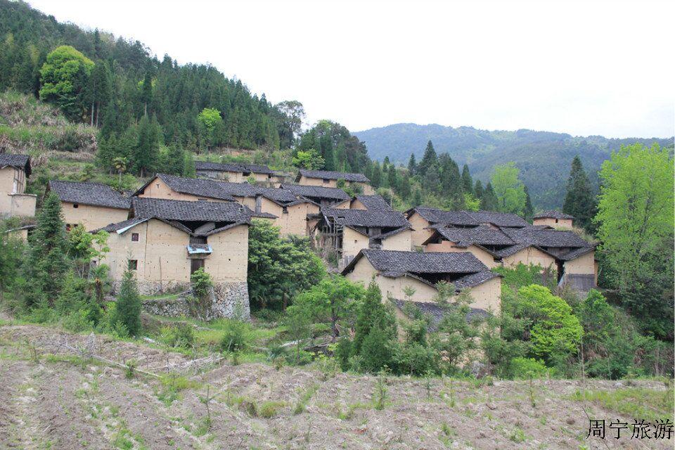 下村,属于山区.公里,距离镇10公里,国土面积0