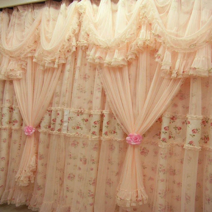  p>蕾丝窗帘是由 a href="#">锦纶网 /a>,绣印工艺图案的 a href="#"